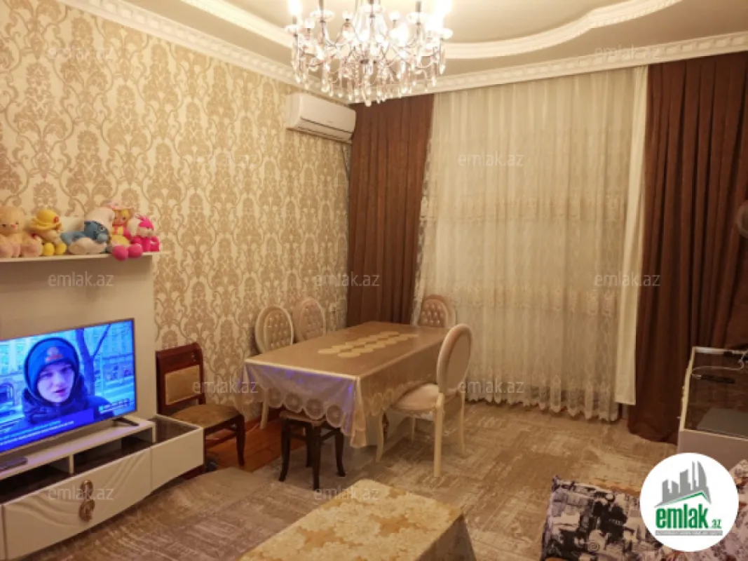 Satılır 3 otaqlı köhnə tikili 70 m²