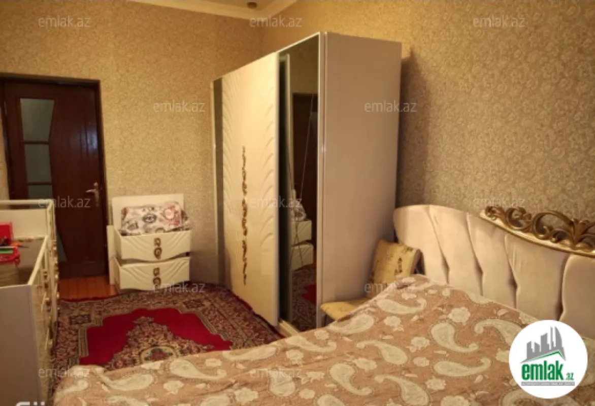 Satılır 3 otaqlı köhnə tikili 70 m²