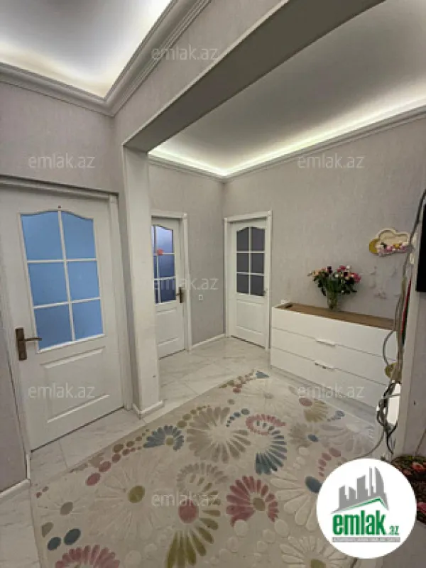 Satılır 3 otaqlı yeni tikili 70 m²