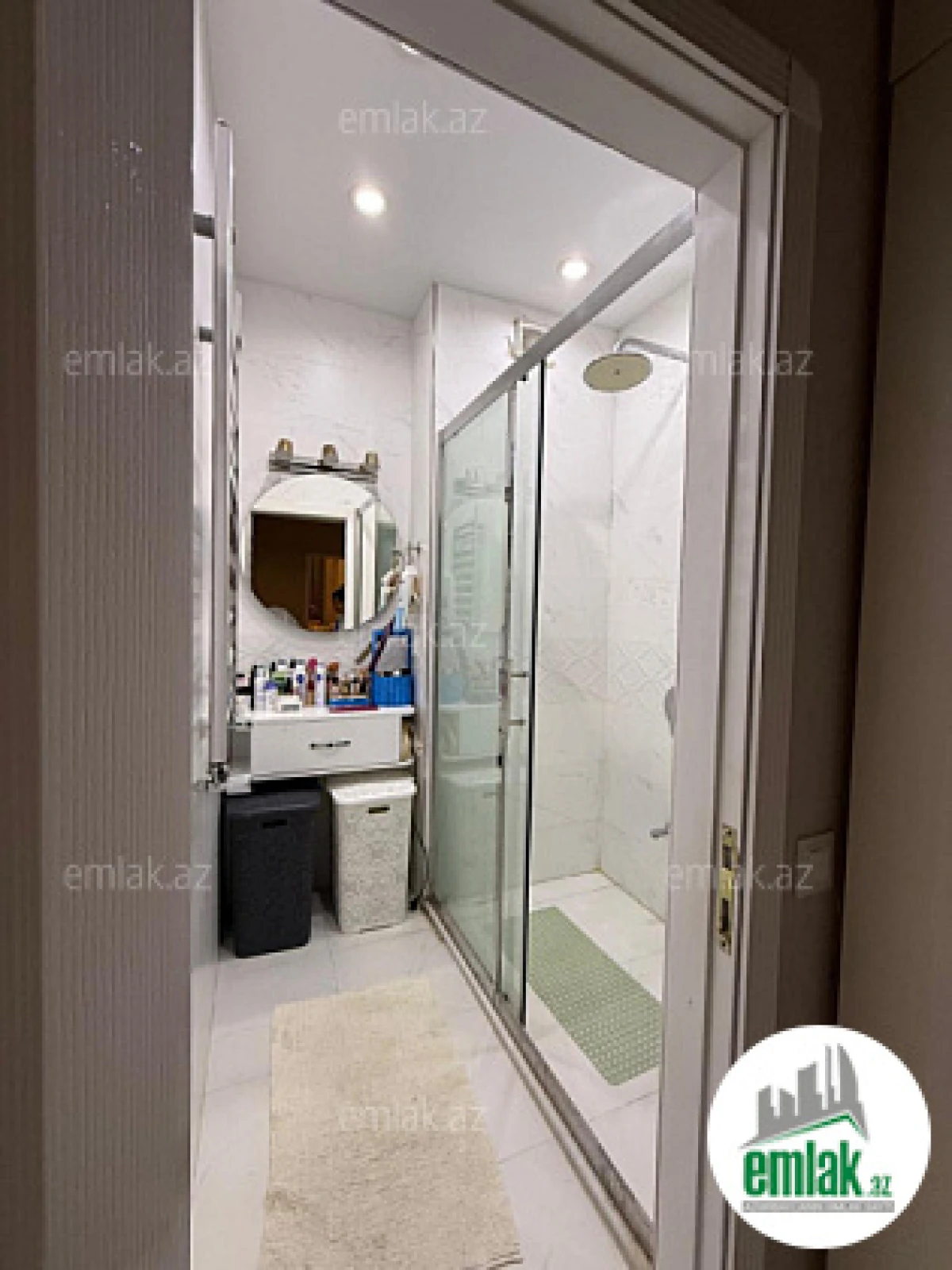 Satılır 3 otaqlı yeni tikili 70 m²