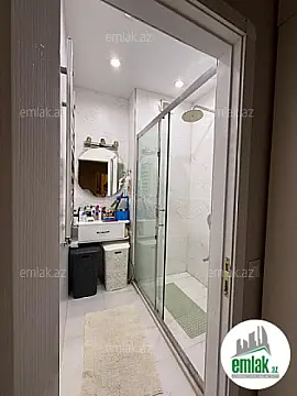 Satılır 3 otaqlı yeni tikili 70 m²