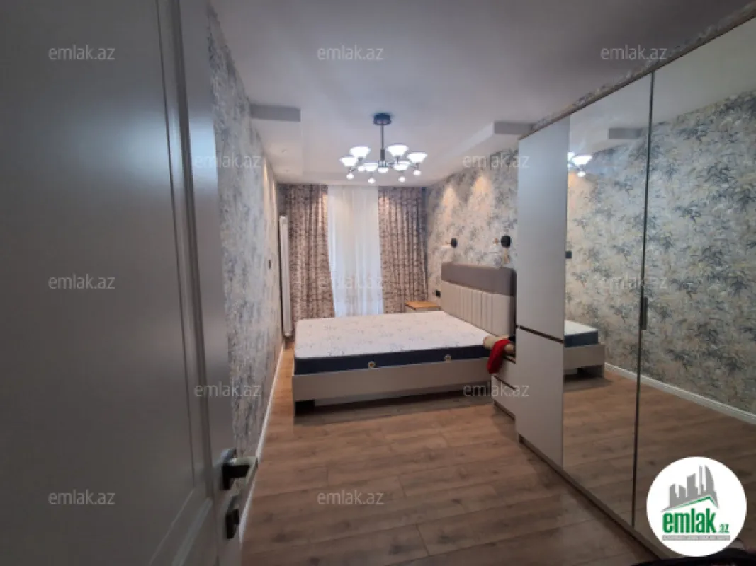 Satılır 2 otaqlı köhnə tikili 55 m²