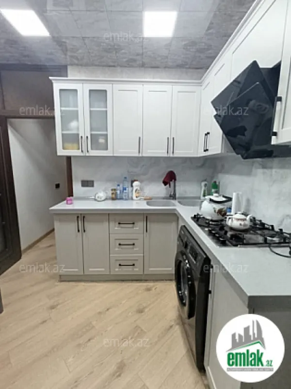 Satılır 3 otaqlı köhnə tikili 85 m²