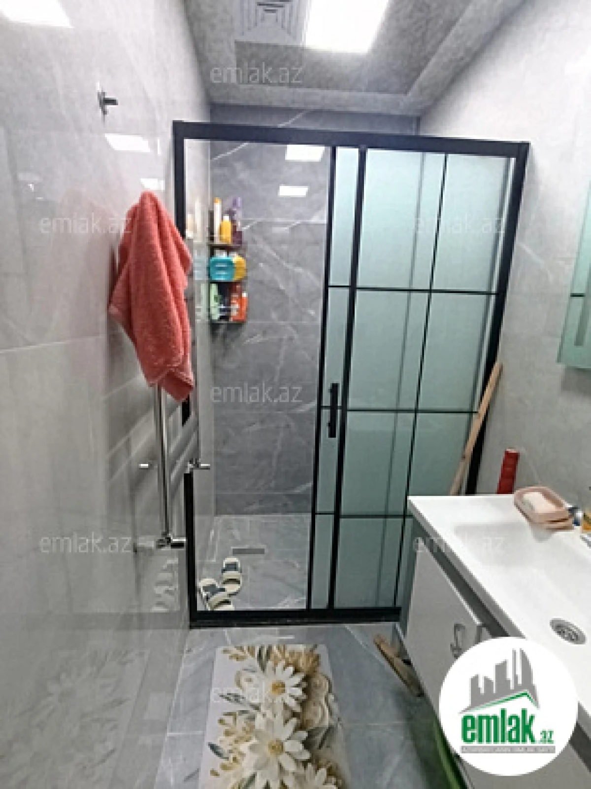 Satılır 3 otaqlı köhnə tikili 85 m²