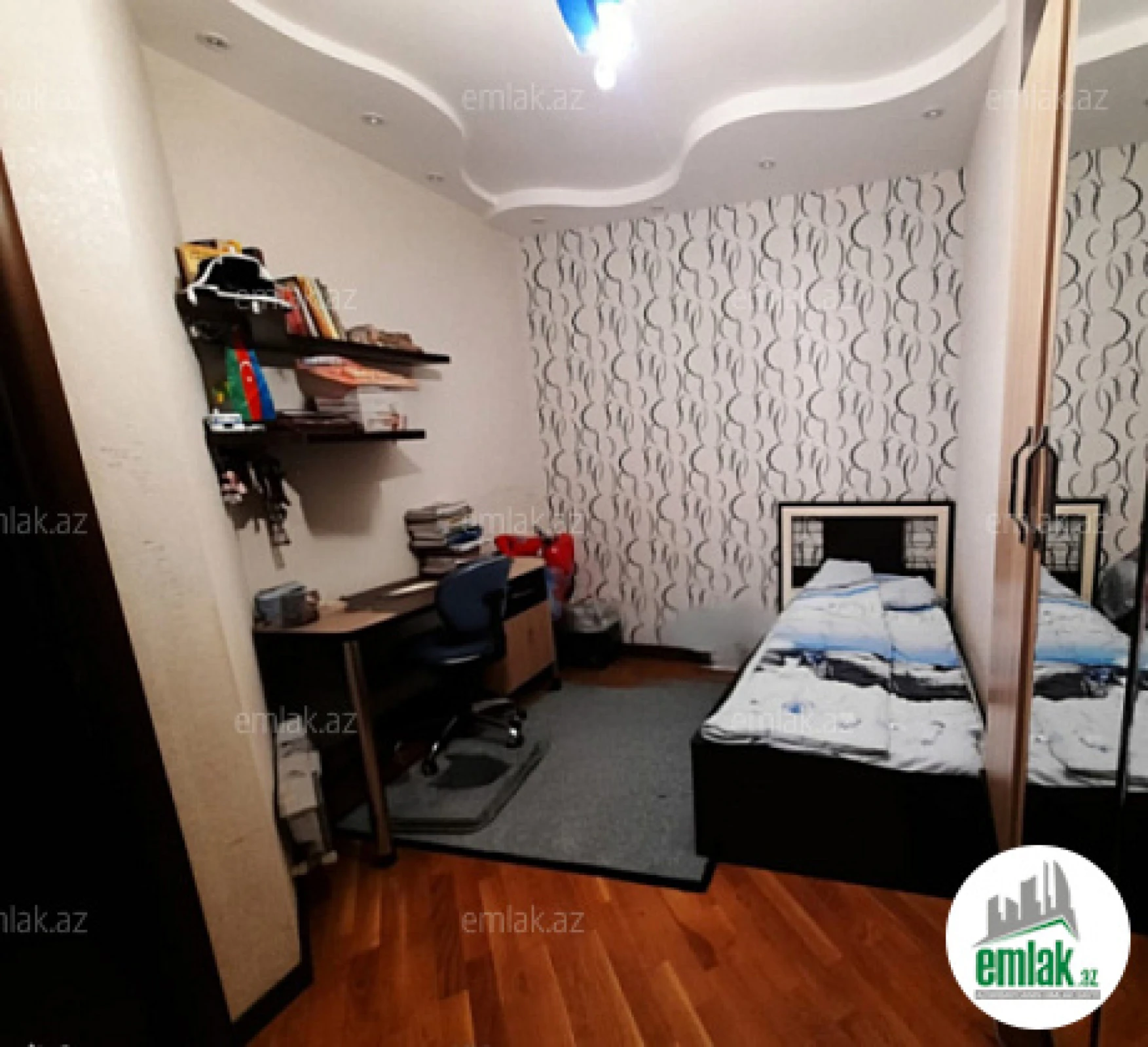 Satılır 3 otaqlı yeni tikili 90 m²