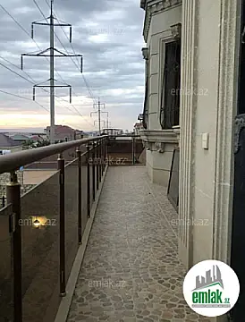 Satılır 7 otaqlı həyət evi 300 m²