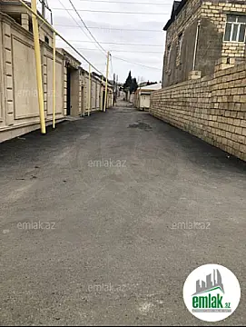 Satılır 7 otaqlı həyət evi 300 m²