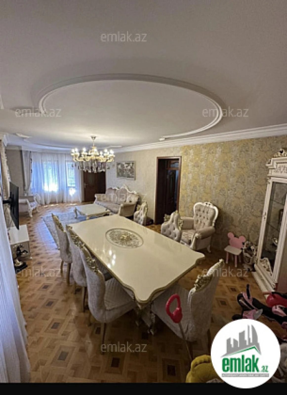 Satılır 7 otaqlı həyət evi 300 m²