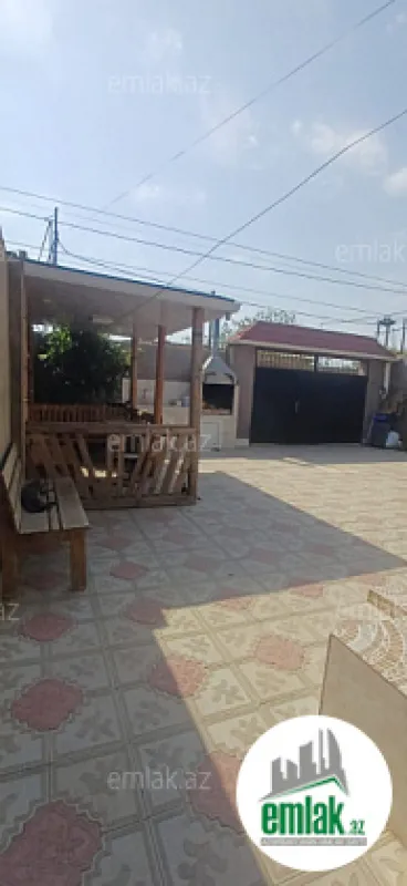 Satılır 3 otaqlı həyət evi 108 m²