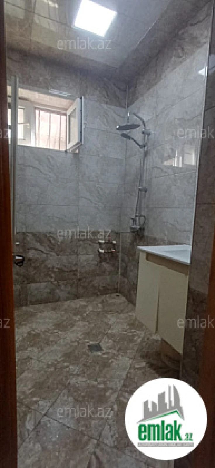 Satılır 3 otaqlı həyət evi 108 m²