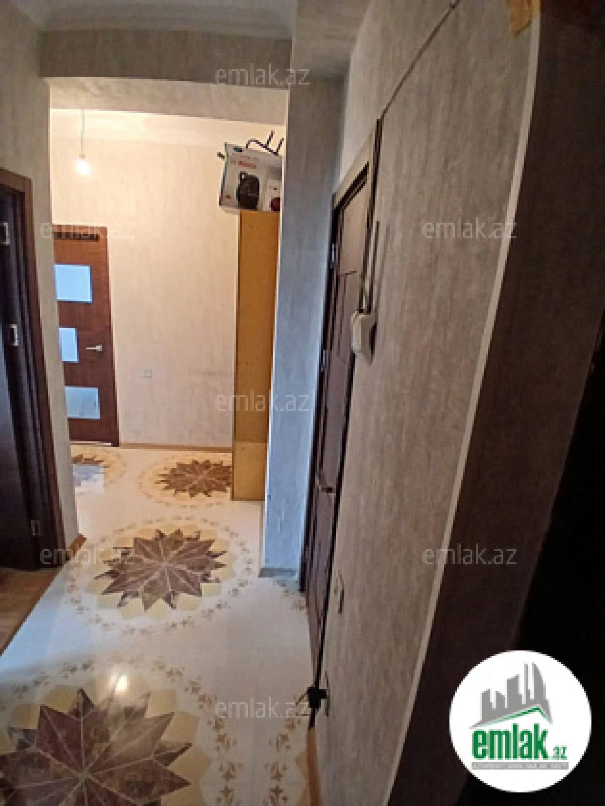 Satılır 2 otaqlı yeni tikili 70.5 m²