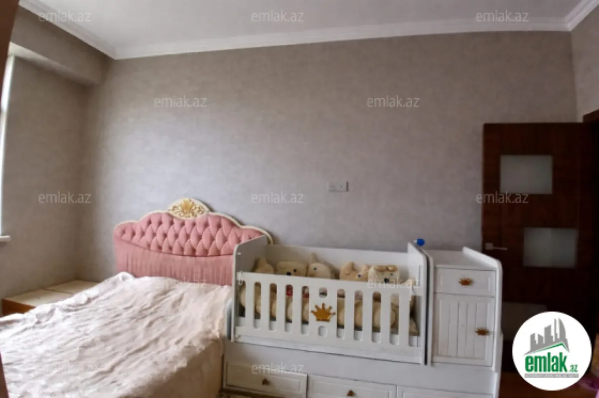 Satılır 2 otaqlı yeni tikili 70.5 m²