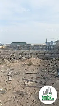 Satılır 4 otaqlı mənzil 156 m²