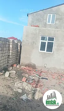 Satılır 4 otaqlı mənzil 156 m²