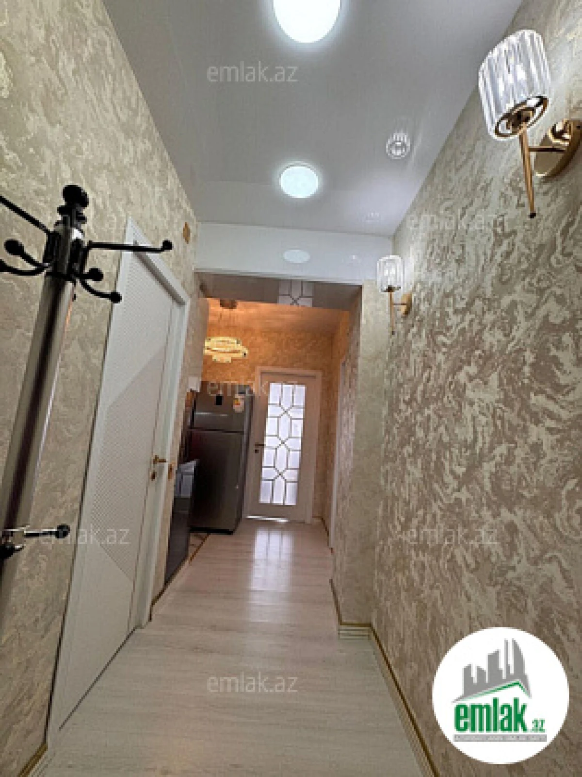 Satılır 2 otaqlı yeni tikili 56 m²