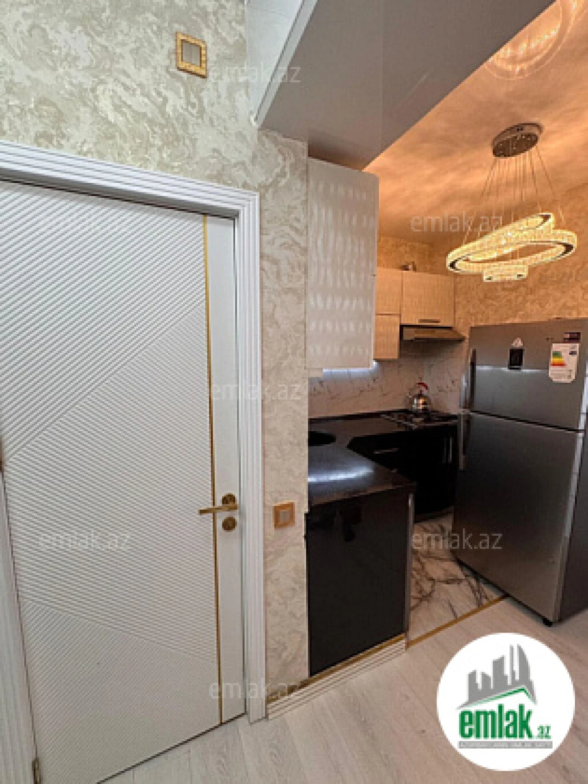 Satılır 2 otaqlı yeni tikili 56 m²