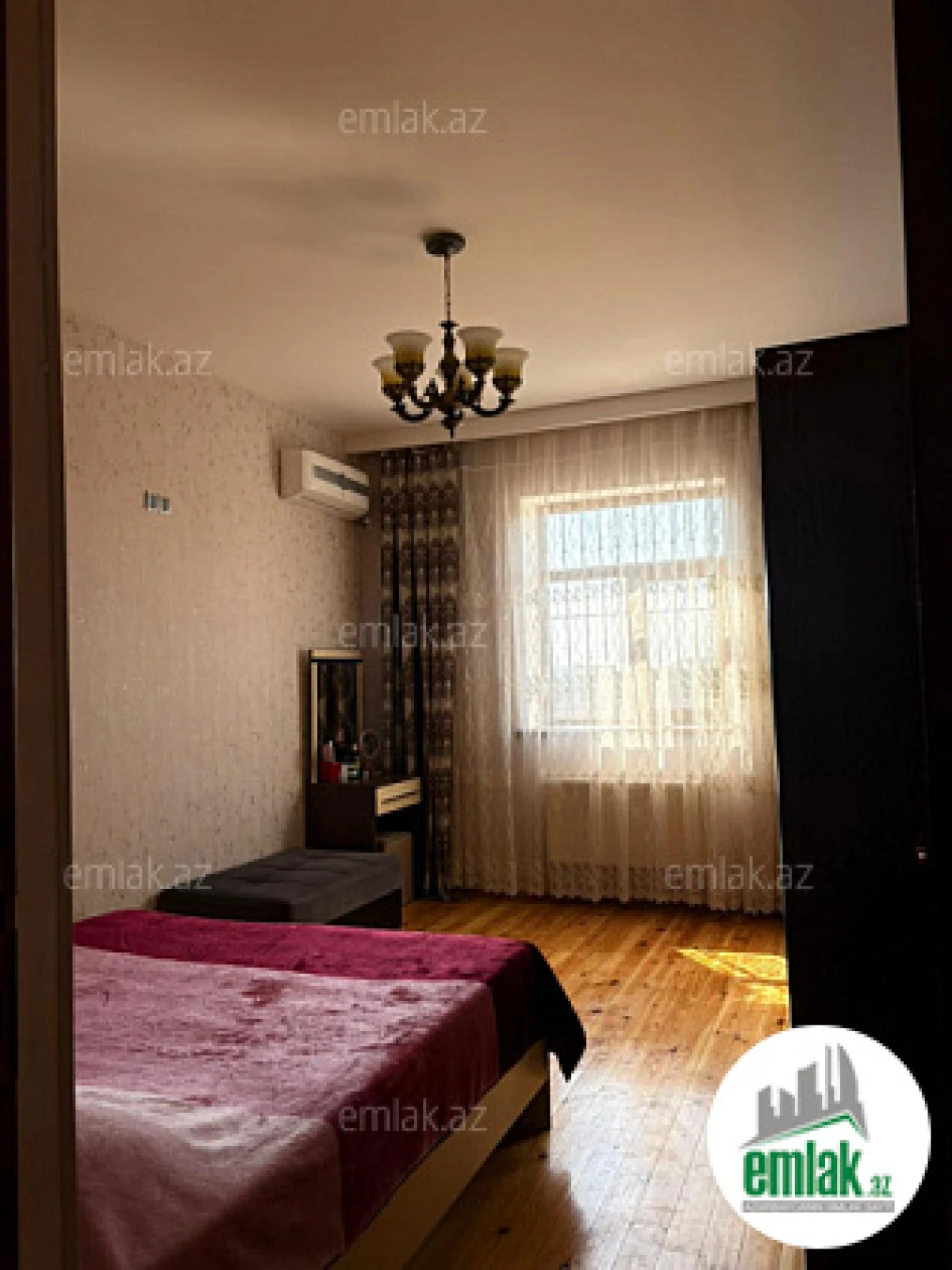 Satılır 4 otaqlı həyət evi 144 m²