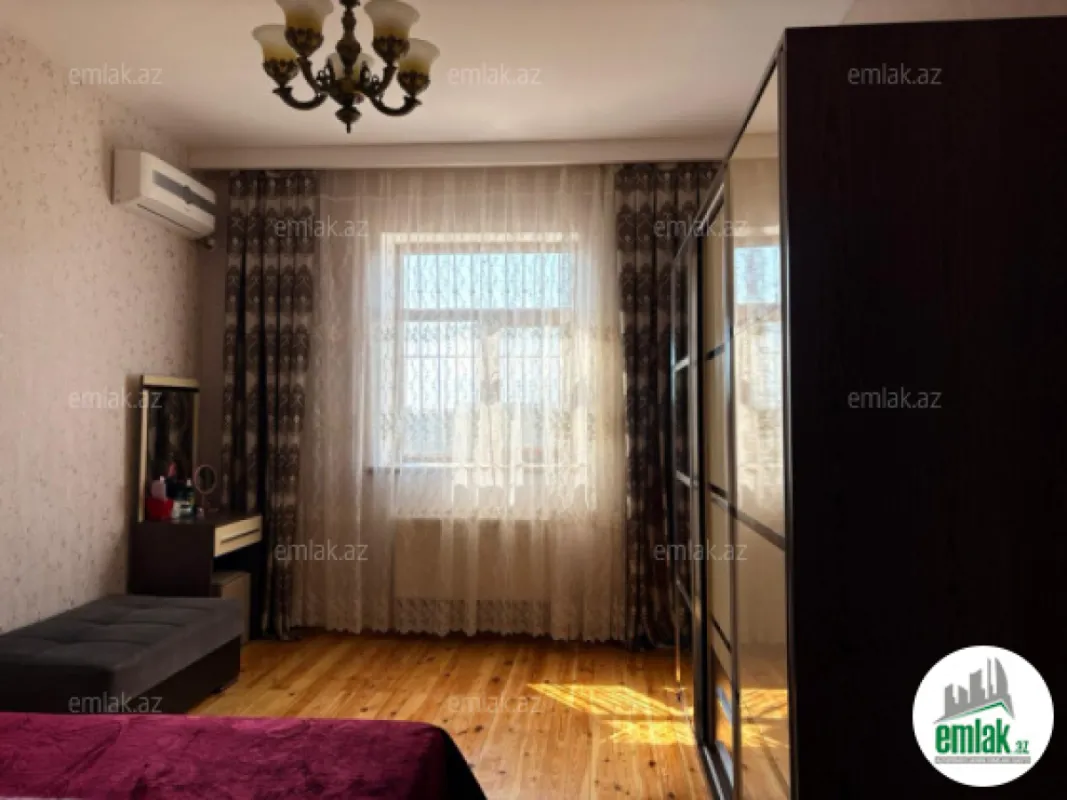Satılır 4 otaqlı həyət evi 144 m²