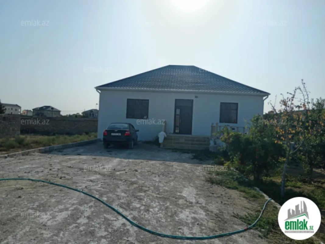 Satılır 4 otaqlı həyət evi 144 m²