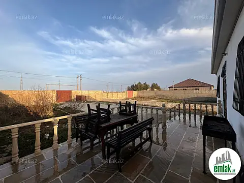 Satılır 4 otaqlı həyət evi 144 m²