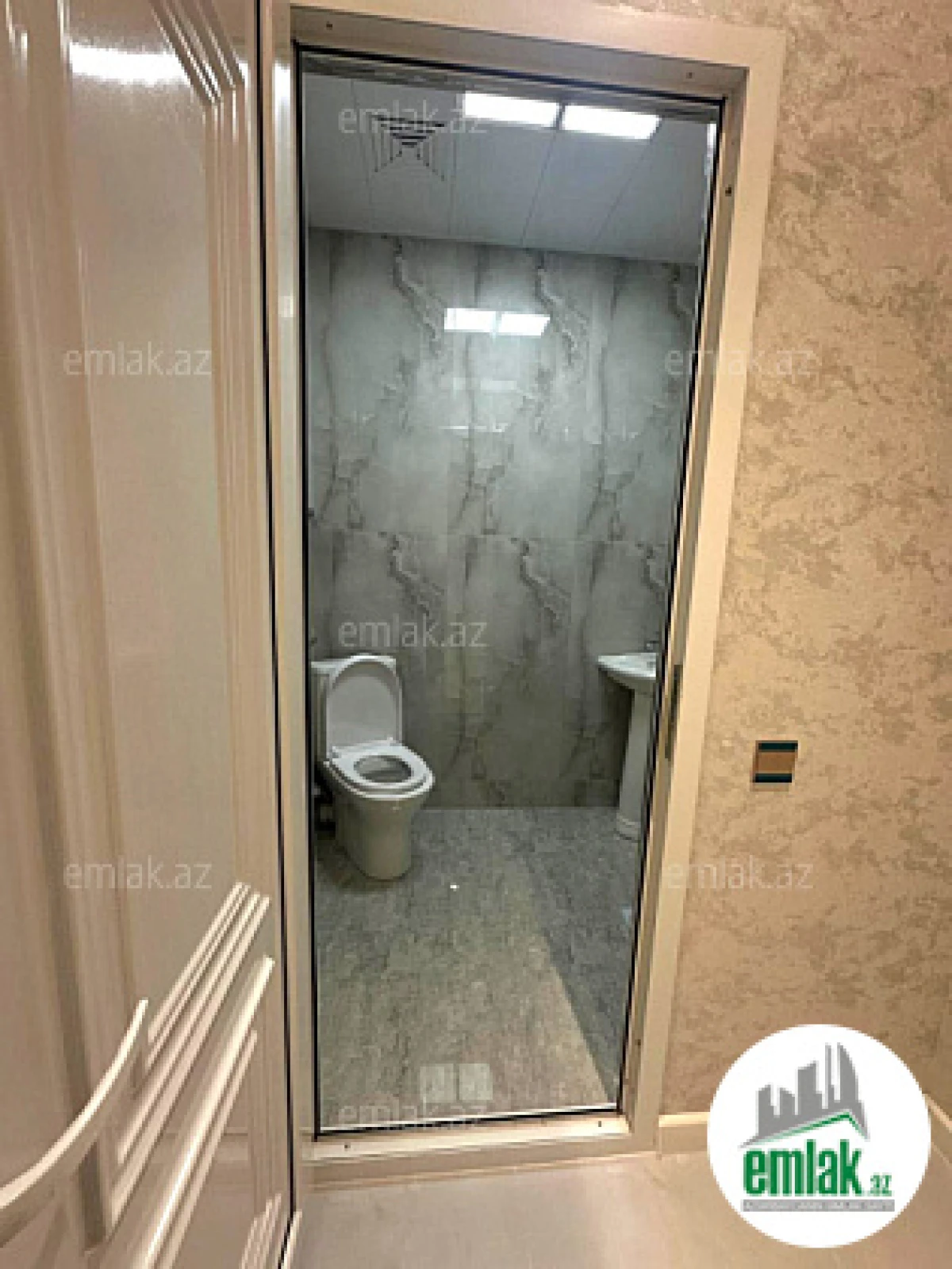 Satılır 2 otaqlı yeni tikili 56 m²