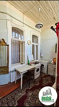 Satılır 3 otaqlı köhnə tikili 55 m²