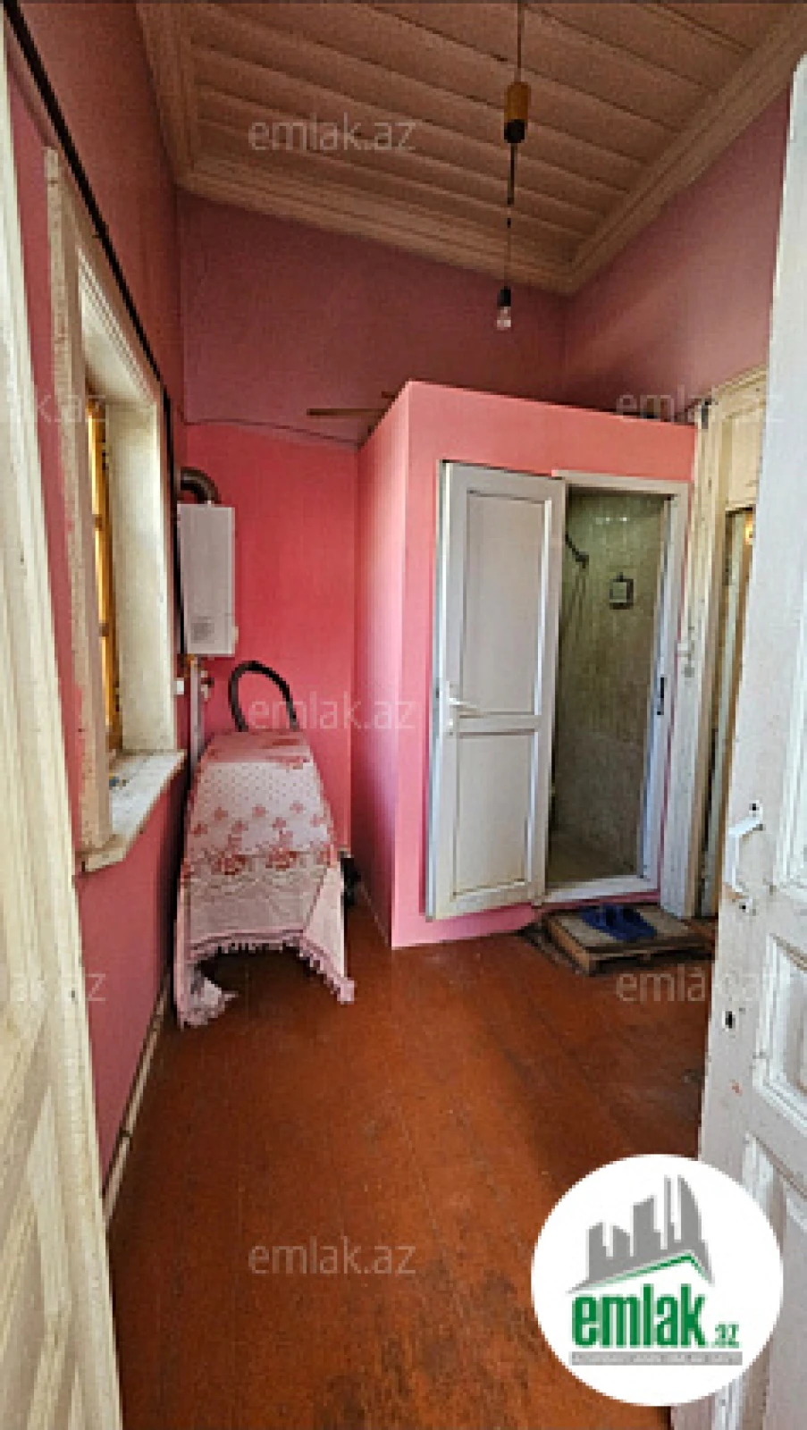 Satılır 3 otaqlı köhnə tikili 55 m²