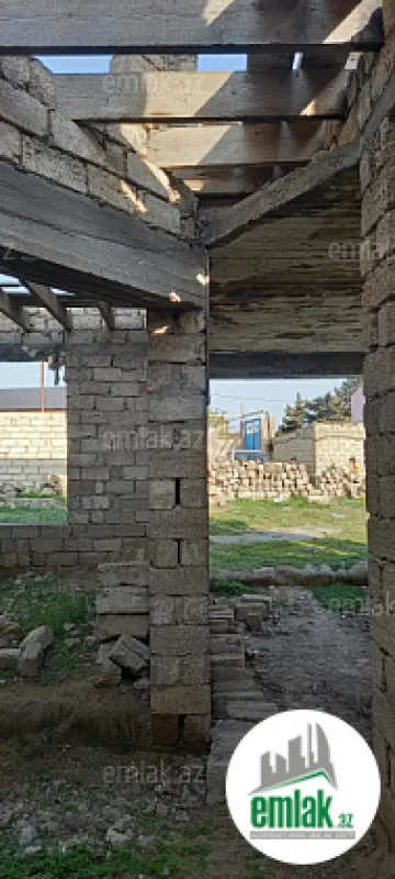 Satılır 8 otaqlı həyət evi 340 m²