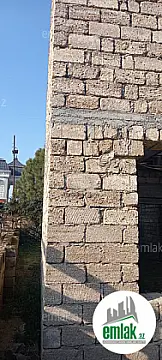 Satılır 8 otaqlı həyət evi 340 m²