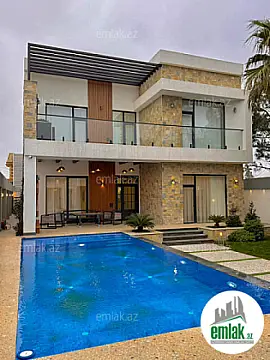 Satılır 5 otaqlı mənzil 300 m²