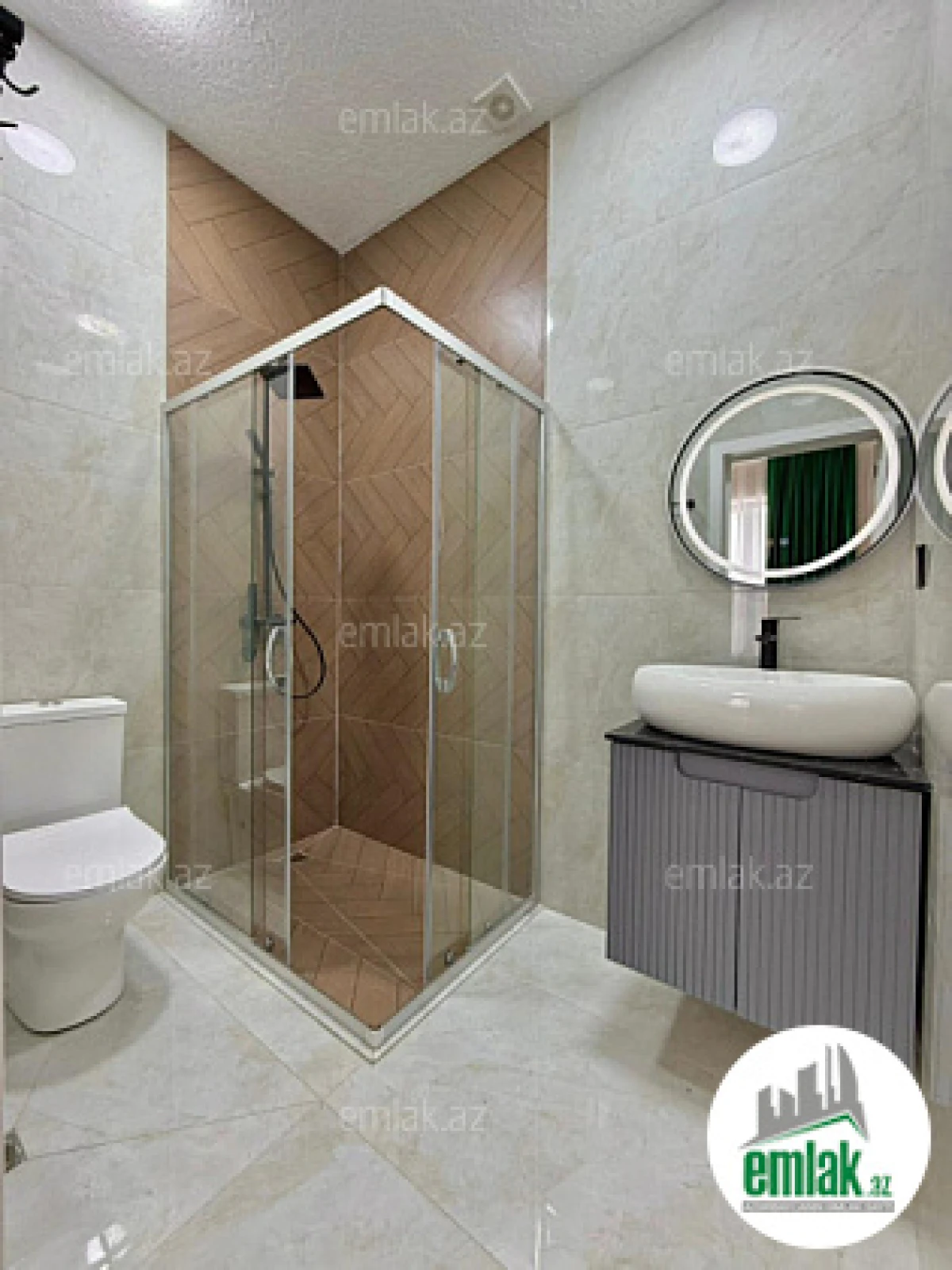 Satılır 4 otaqlı mənzil 150 m²