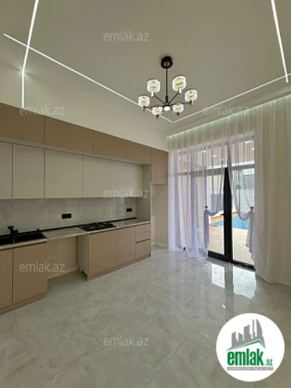 Satılır 4 otaqlı mənzil 150 m²