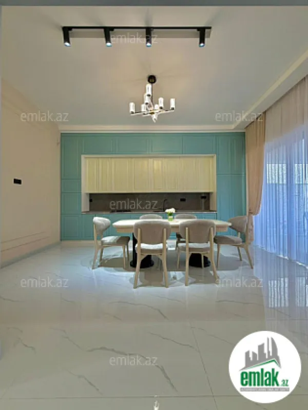 Satılır 4 otaqlı mənzil 180 m²
