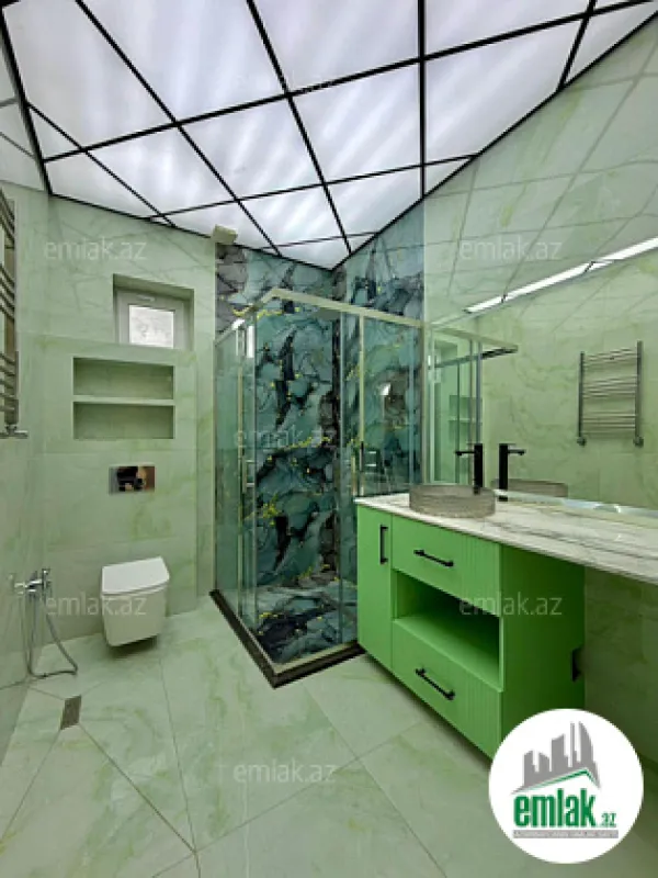 Satılır 4 otaqlı mənzil 170 m²