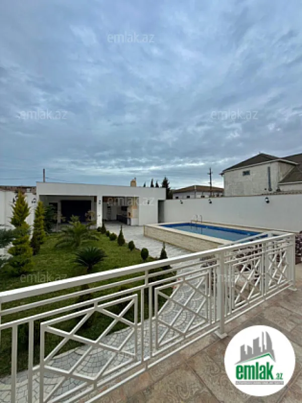 Satılır 4 otaqlı mənzil 170 m²