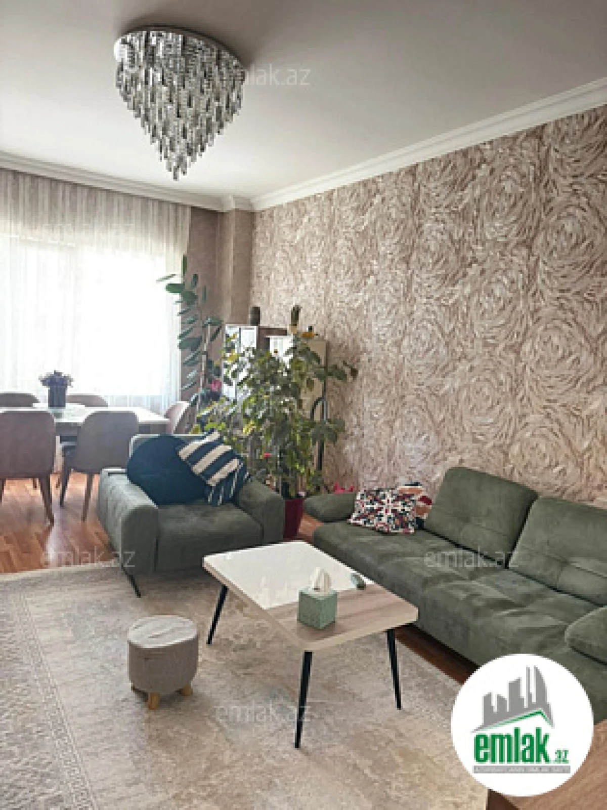 Satılır 2 otaqlı yeni tikili 93 m²