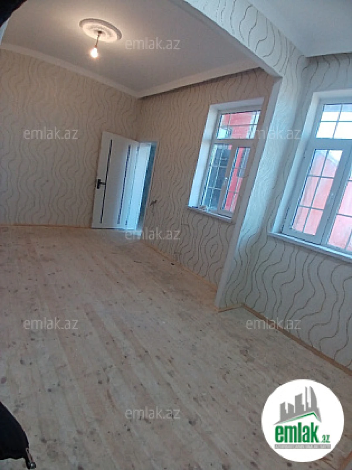 Satılır 3 otaqlı həyət evi 55 m²