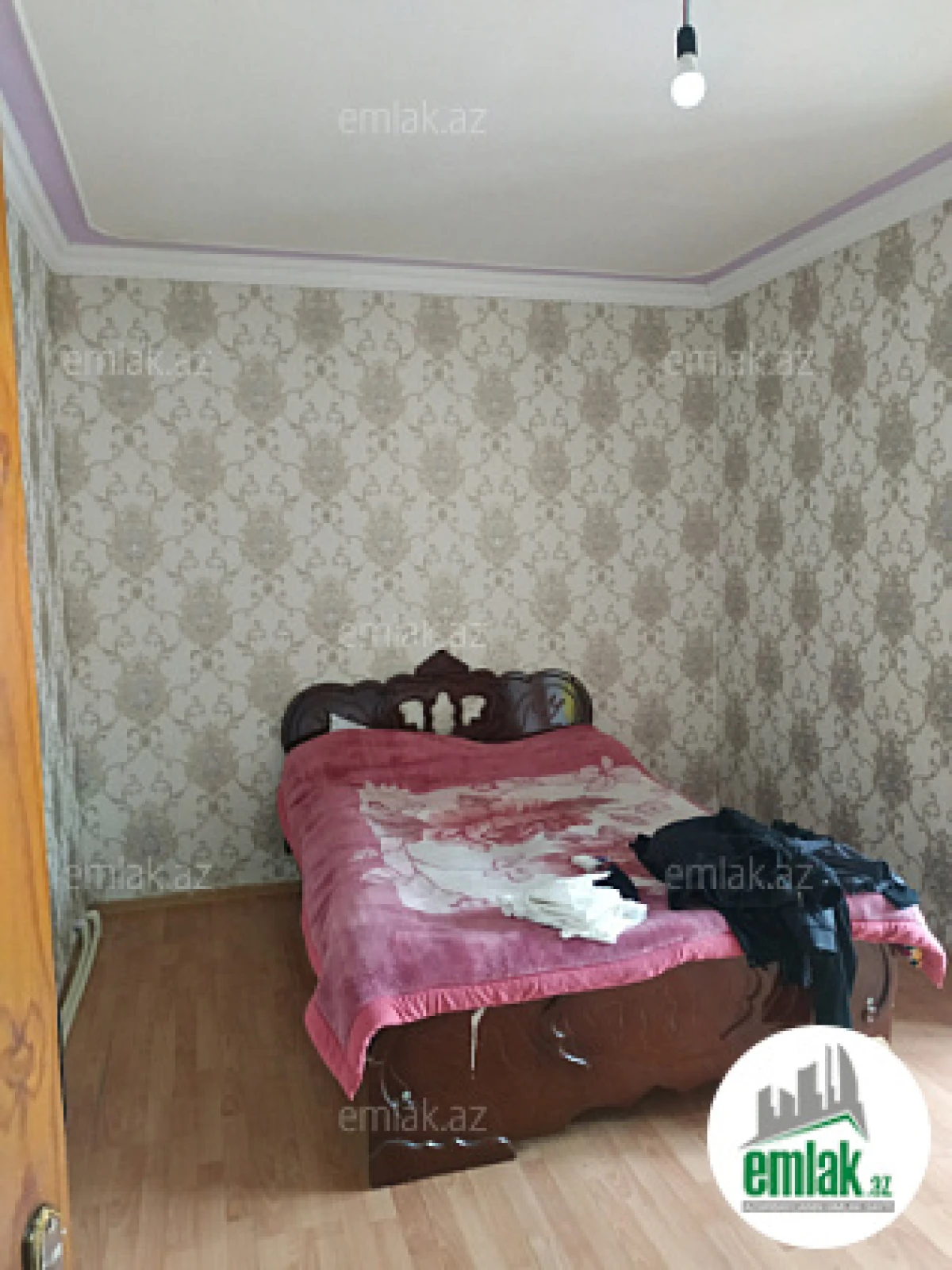Satılır 2 otaqlı köhnə tikili 26 m²