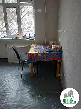 Satılır 2 otaqlı köhnə tikili 26 m²