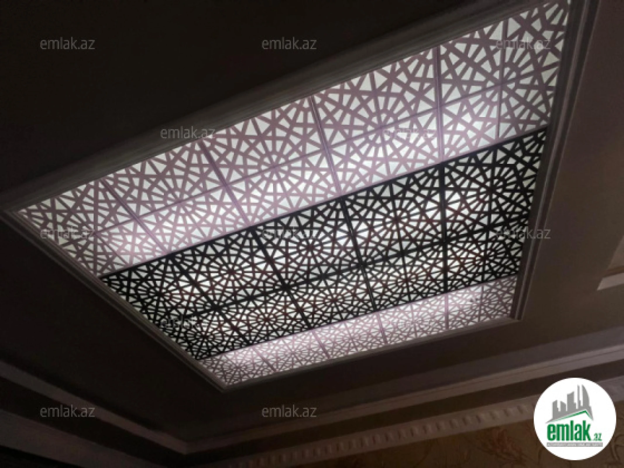 Satılır 6 otaqlı həyət evi 250 m²