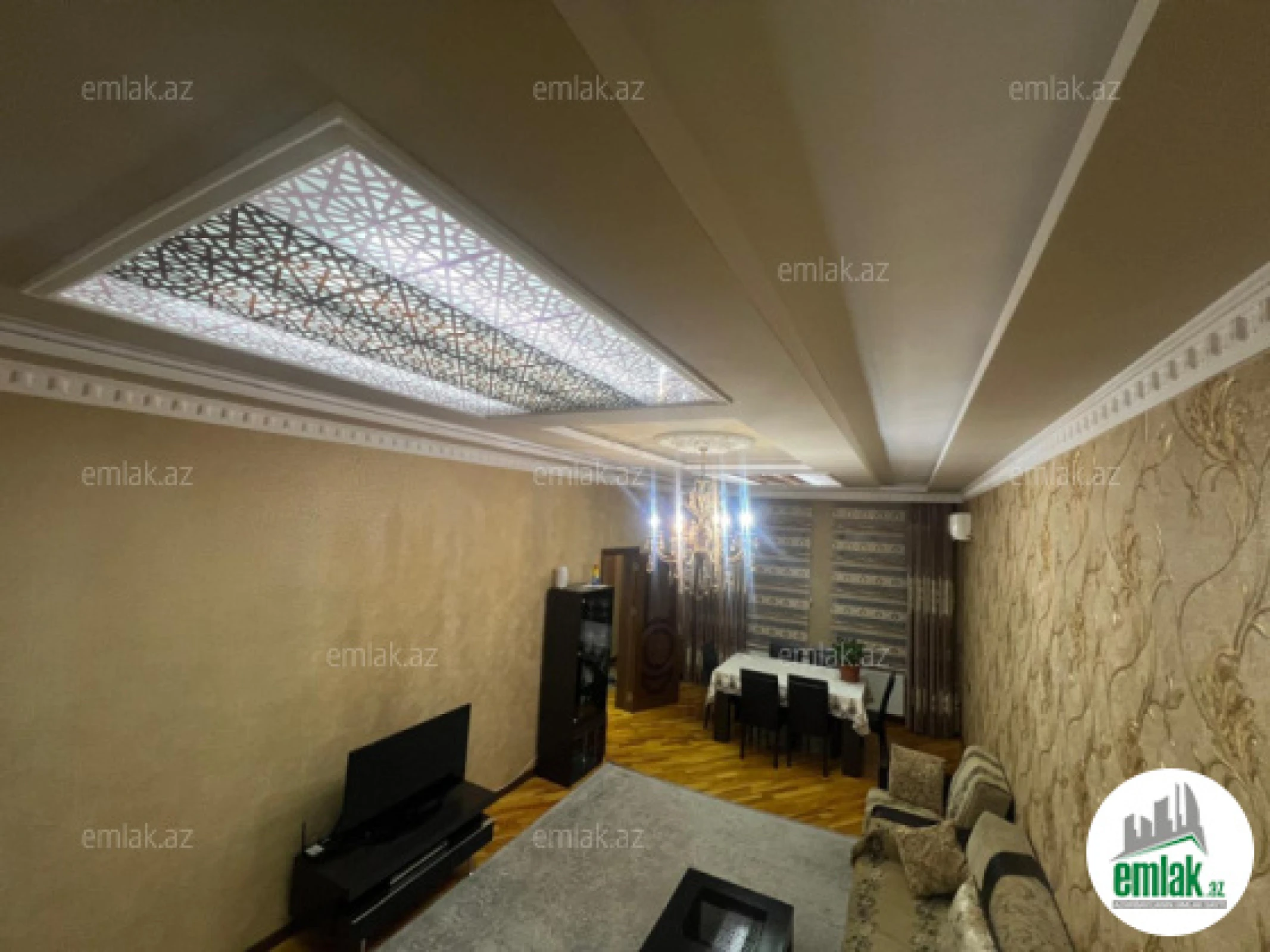 Satılır 6 otaqlı həyət evi 250 m²
