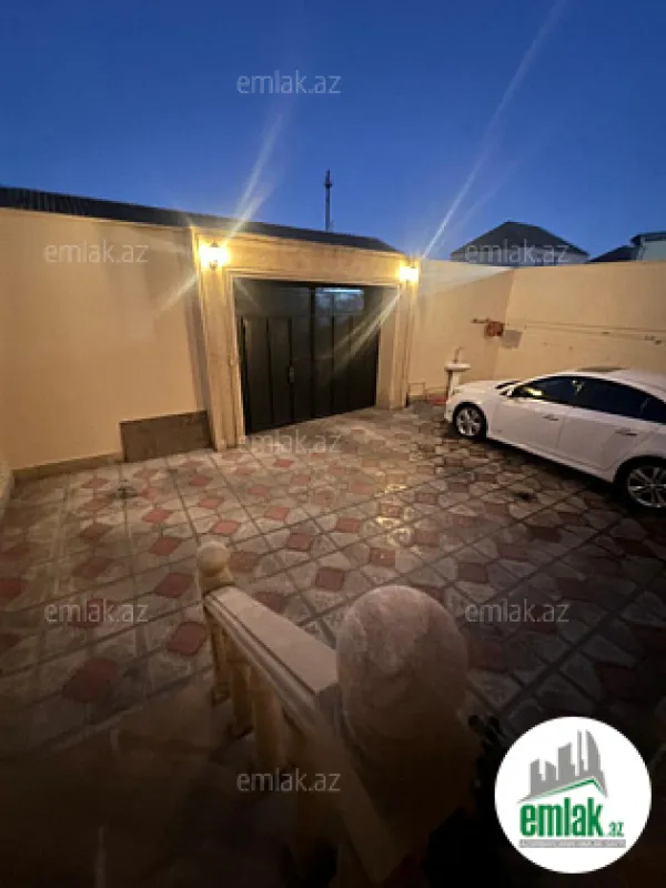 Satılır 6 otaqlı həyət evi 250 m²