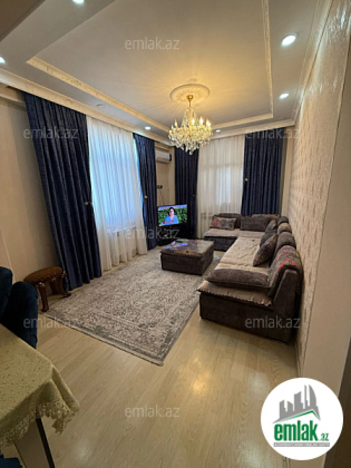 Satılır 2 otaqlı yeni tikili 90 m²