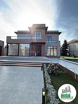 Satılır 5 otaqlı mənzil 300 m²