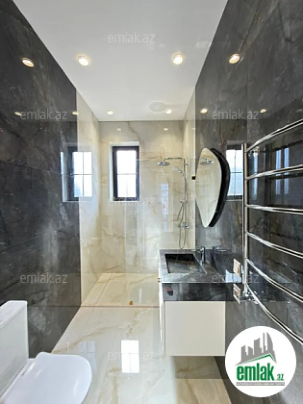 Satılır 5 otaqlı mənzil 300 m²