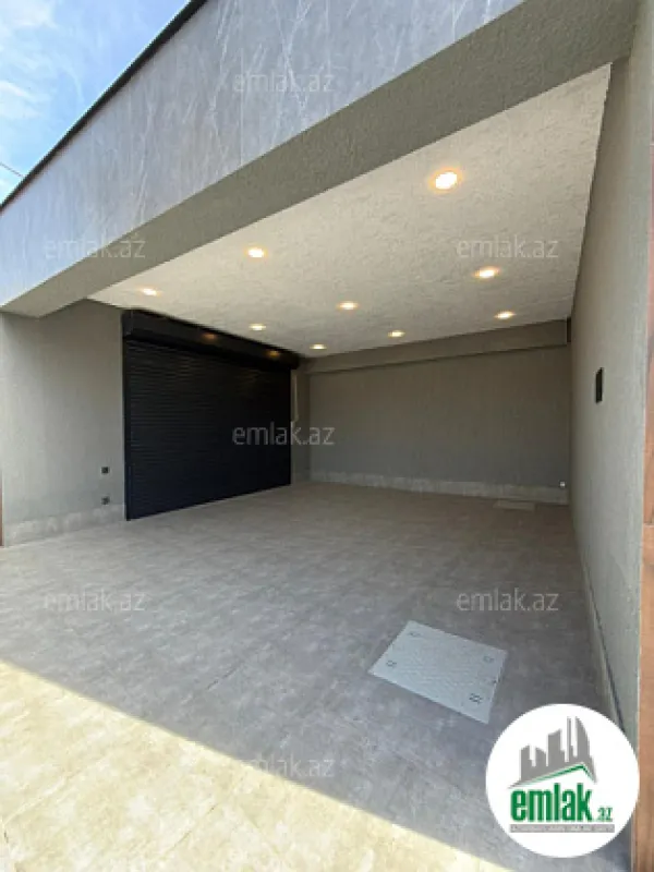 Satılır 5 otaqlı mənzil 300 m²