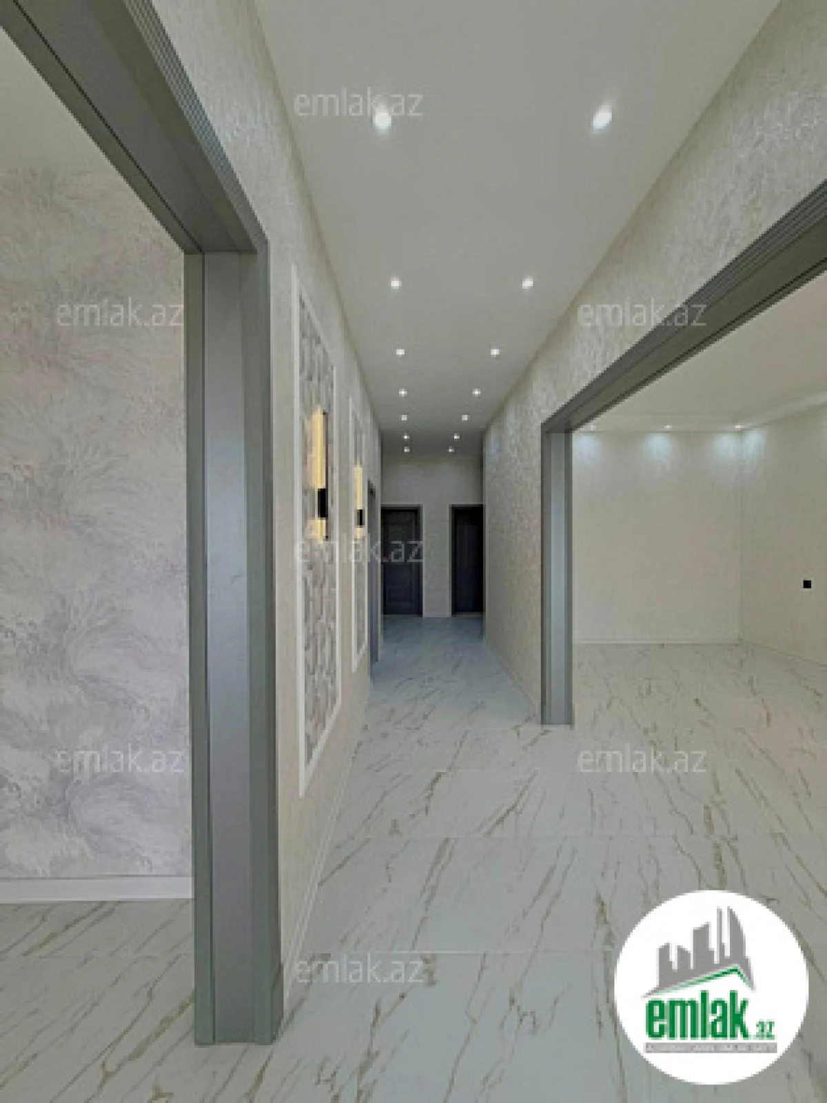 Satılır 4 otaqlı mənzil 180 m²