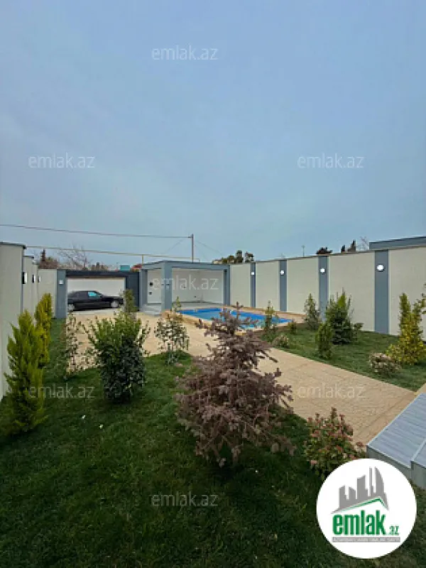 Satılır 4 otaqlı mənzil 180 m²