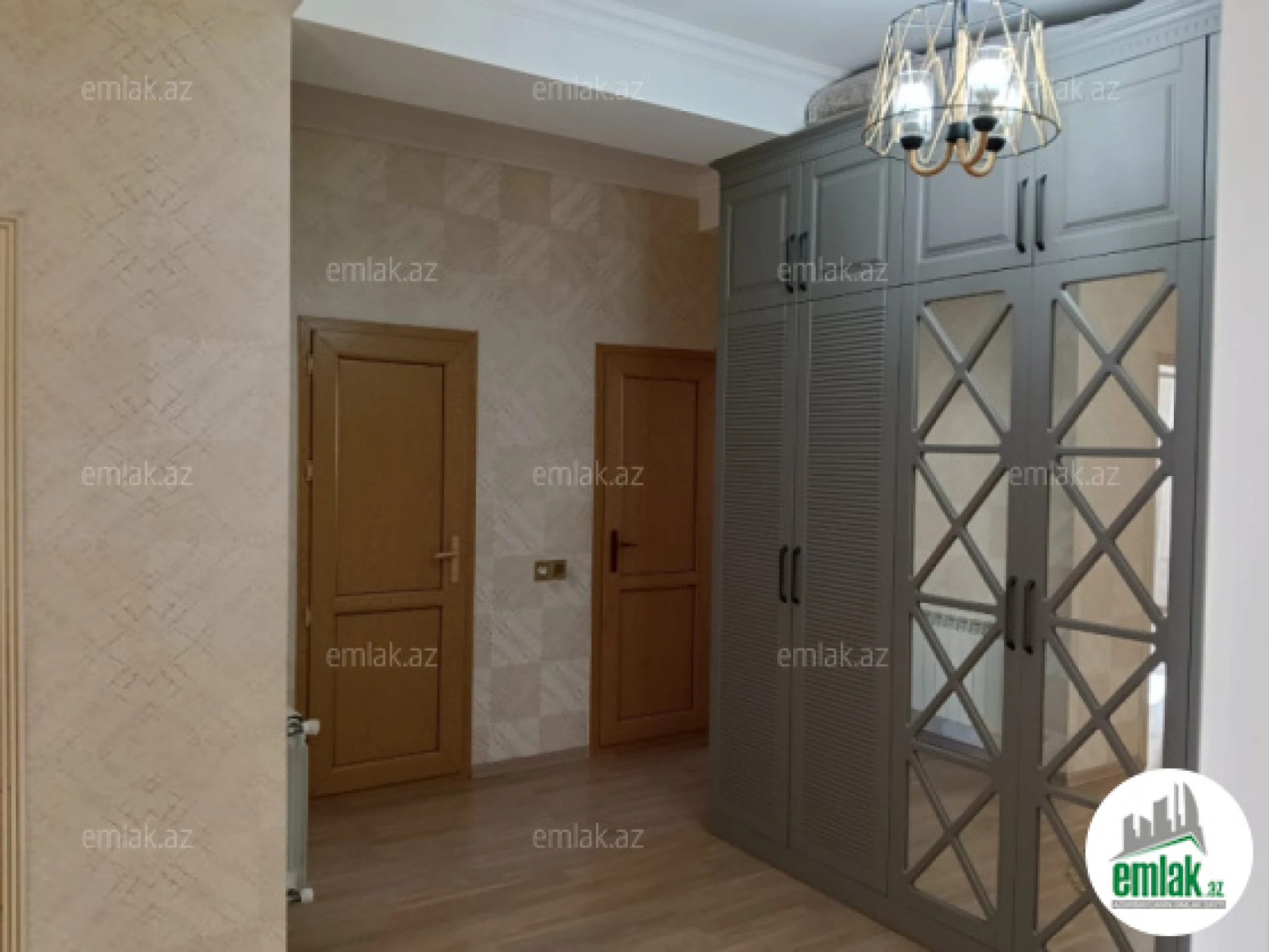 Satılır 3 otaqlı yeni tikili 90 m²