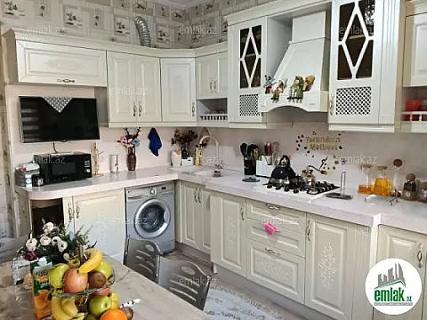 Satılır 3 otaqlı yeni tikili 90 m²